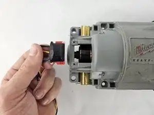 r1aNEZLF5tuxtoBR